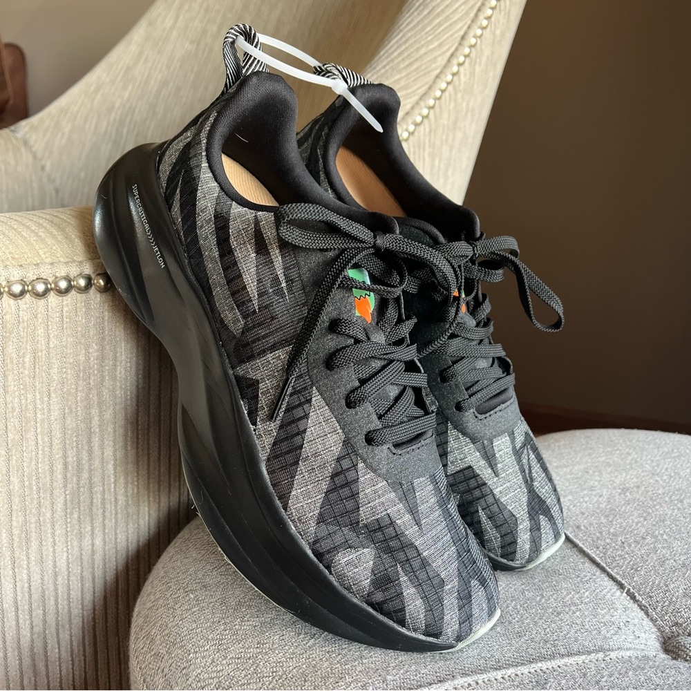 Kaiju Running Shoe